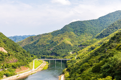 中国安徽六安市西淠河风光