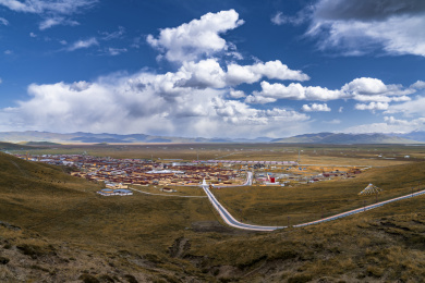 中国甘肃甘南玛曲阿万仓风光