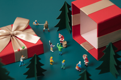 微缩创意平安夜圣诞老人与礼物盒