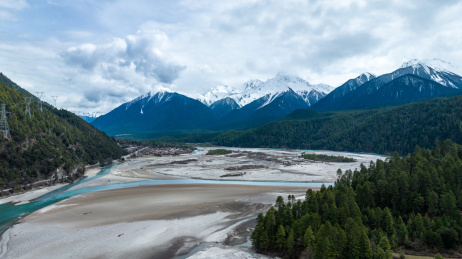 航拍中国西藏林芝雅鲁藏布江自然风光