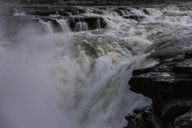 河南壶口瀑布自然风光