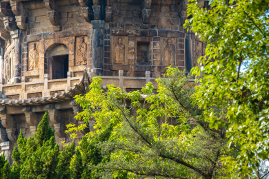 中国福建省泉州市开元寺镇国塔和仁寿塔景观