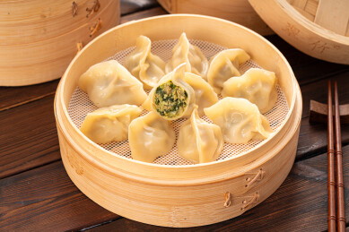 韭菜鸡蛋鲜肉馅蒸饺