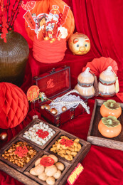 红色背景的中式节日庆典静物